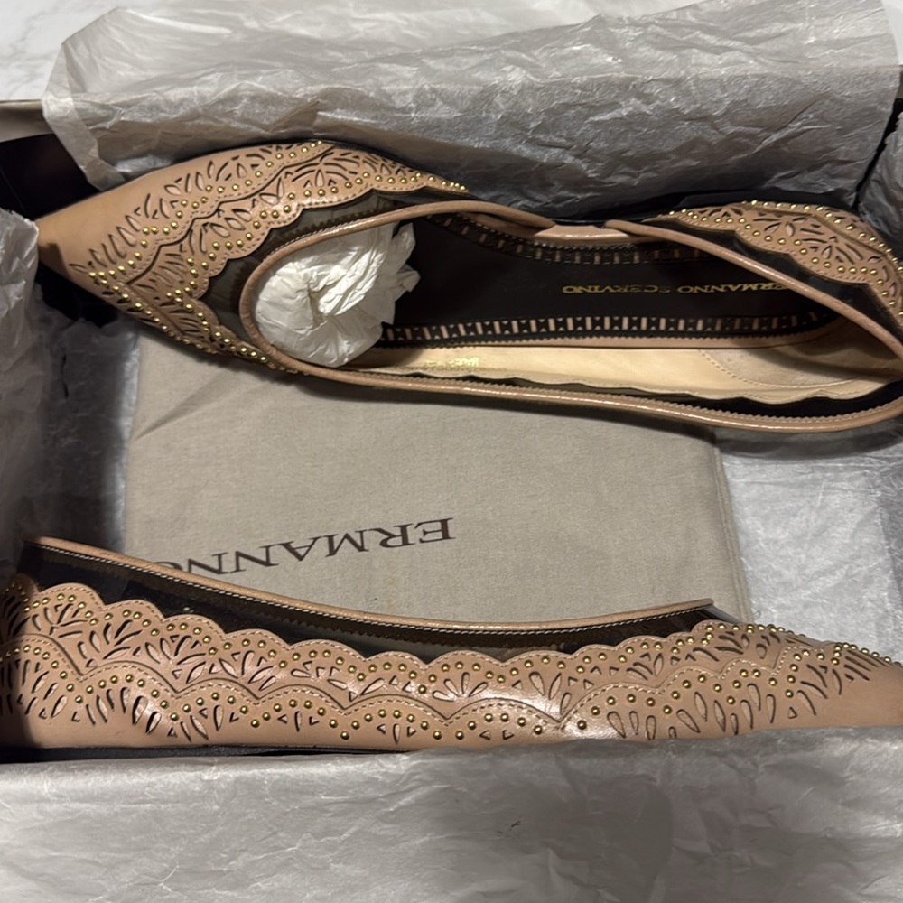 Ermanno Scervino Tan Laser-Cut Leather Flats - Picture 8 of 8